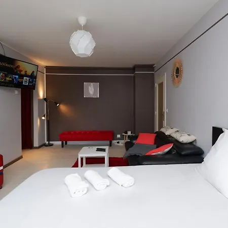 Apartment Belchamps Gare Pompidou *